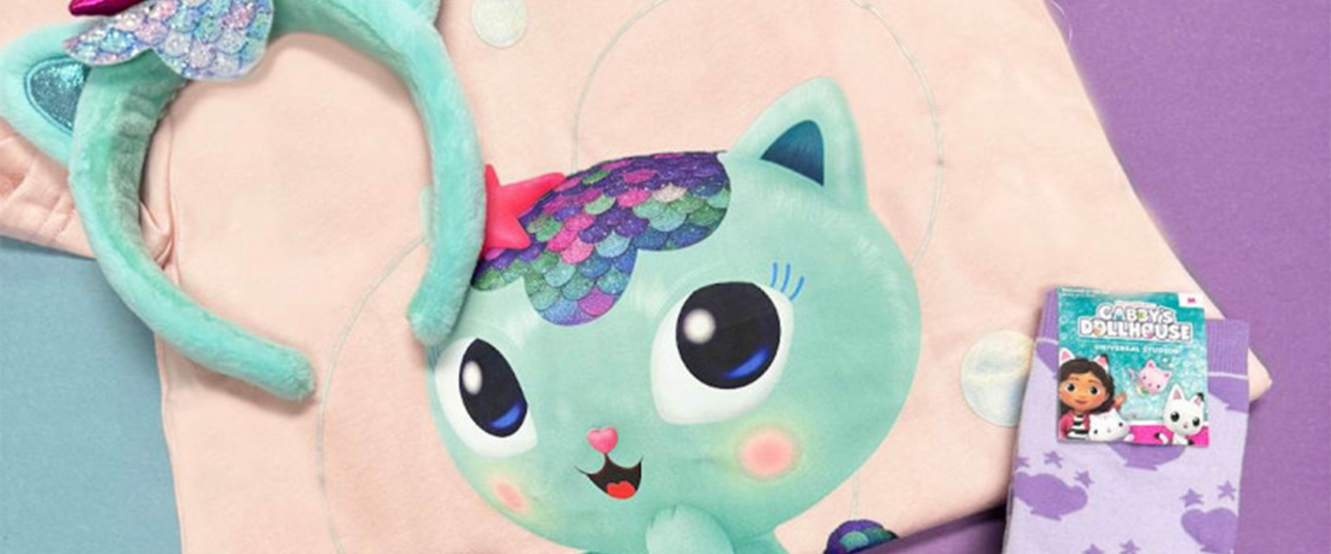 https://universalproductsexperiences.com/storage/news-gabby-ush-merch-desktop-663e8d2ce2496.jpg